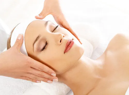 Facial Lymphatic Drainage Treatment