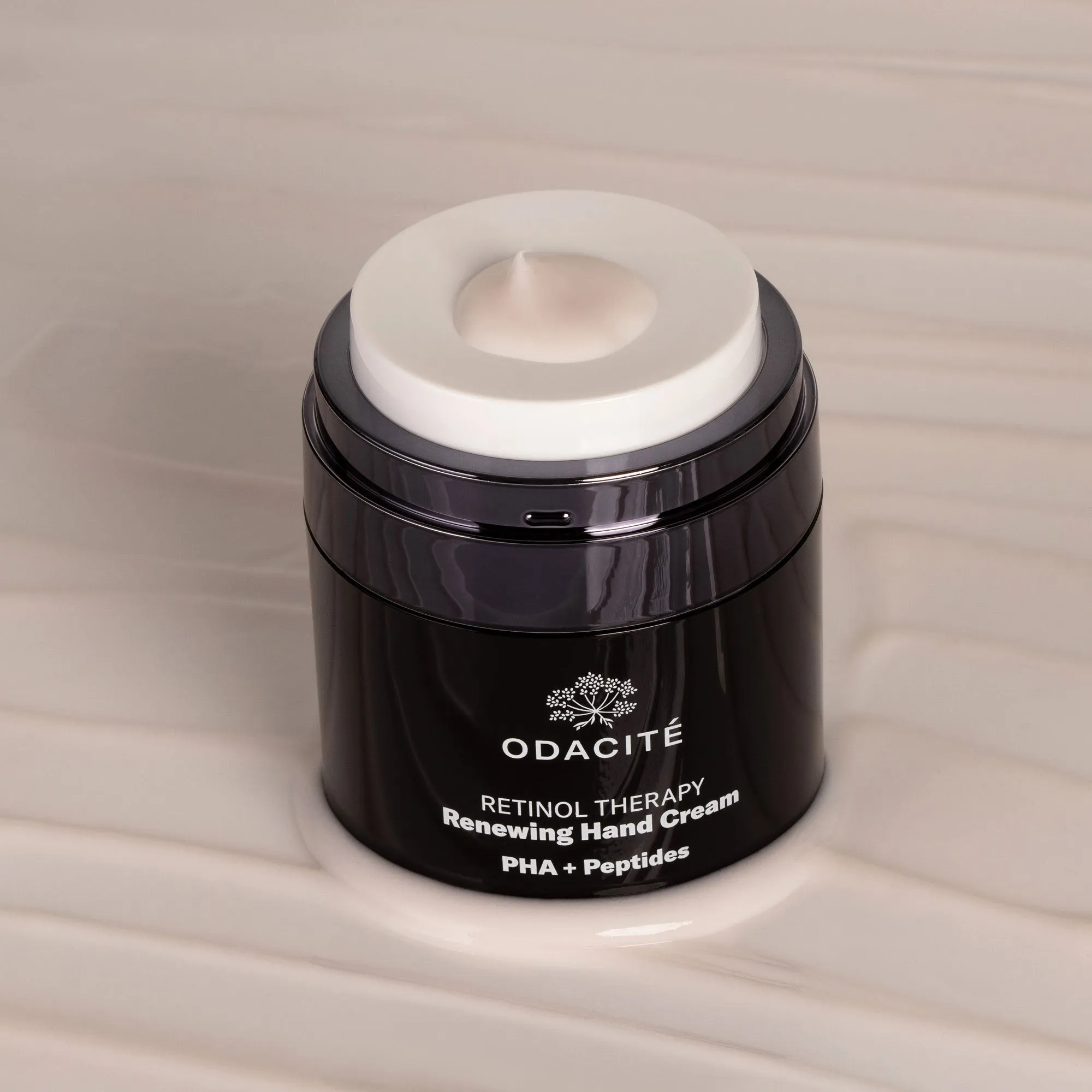 Odacite Retinol Therapy Renewing Hand Cream